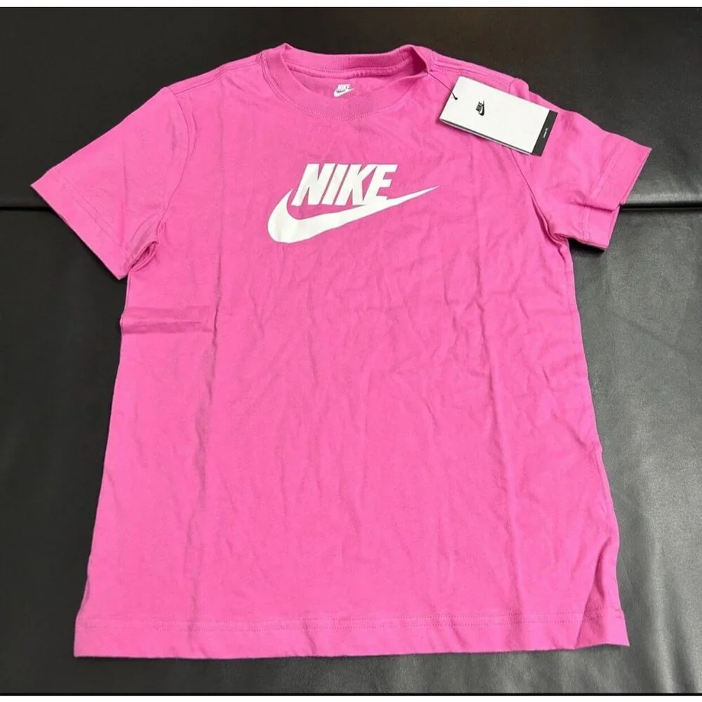 NWT Nike Athletic Set Girls Youth Size Small